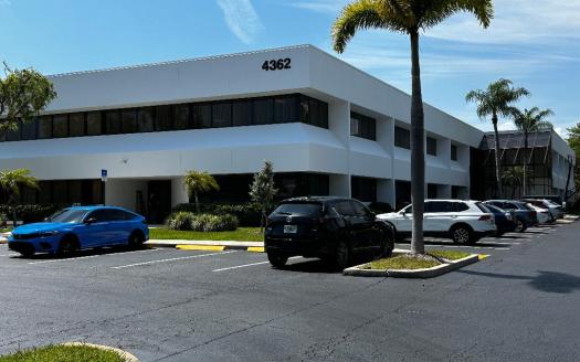 2 Professional and Medical Office Spaces at 4360-4362 Northlake Blvd., Palm Beach Gardens, FL 33410